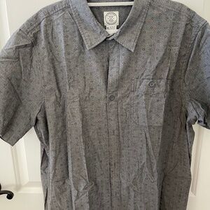 MENS VOYAGER XL SHIRT